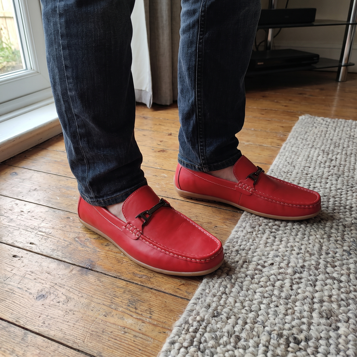 KLASSISKA LÄDERLOAFERS